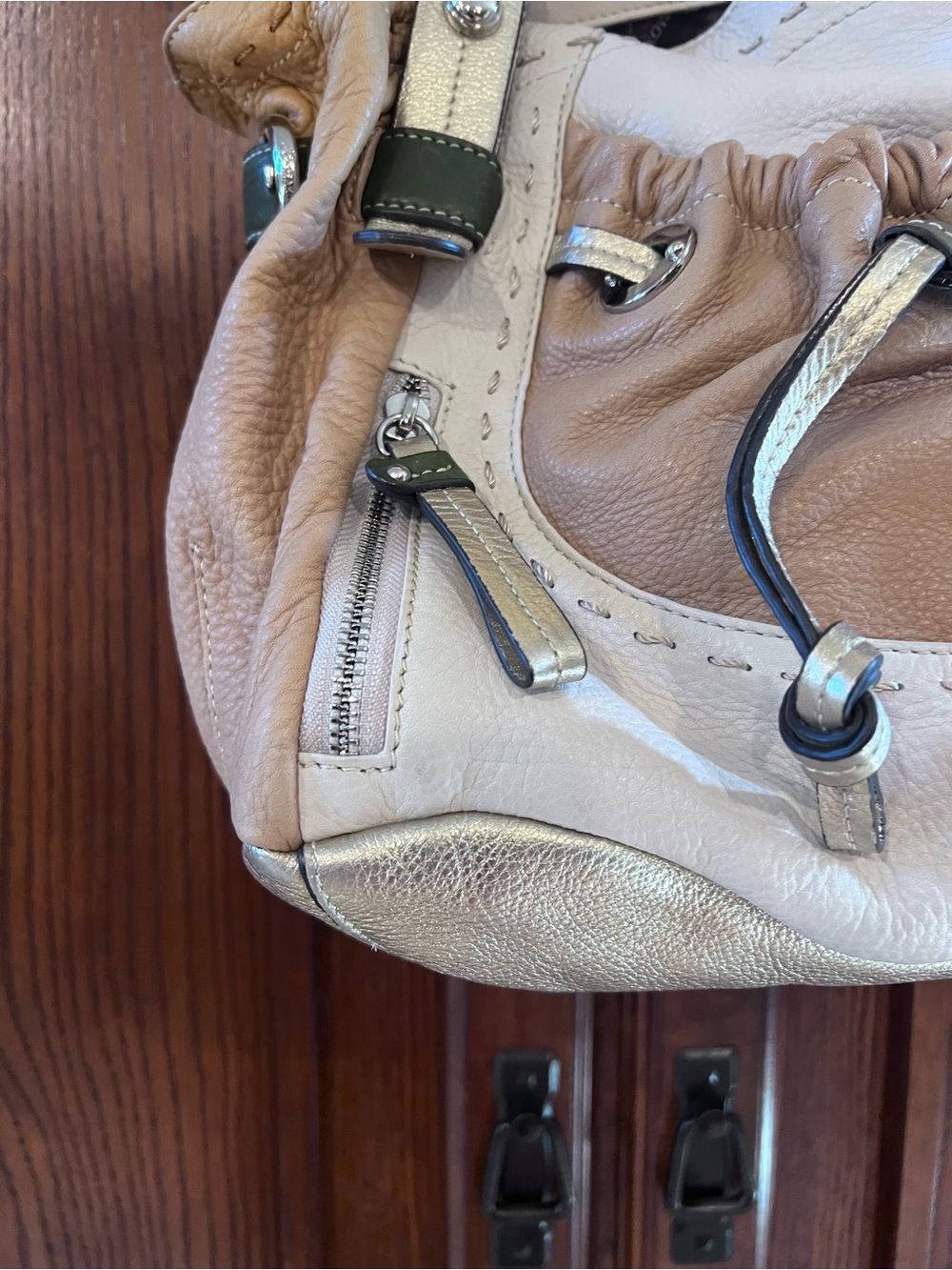 B Makowsky Lisbon Hobo Shoulder Bag Multicolor Leather Cream Tan Gold Slouchy - Picture 4 of 16